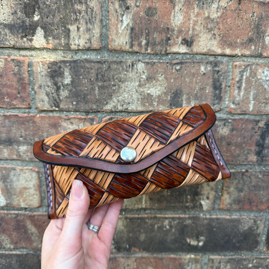 Two-Tone Basket Carve Sunglass Case