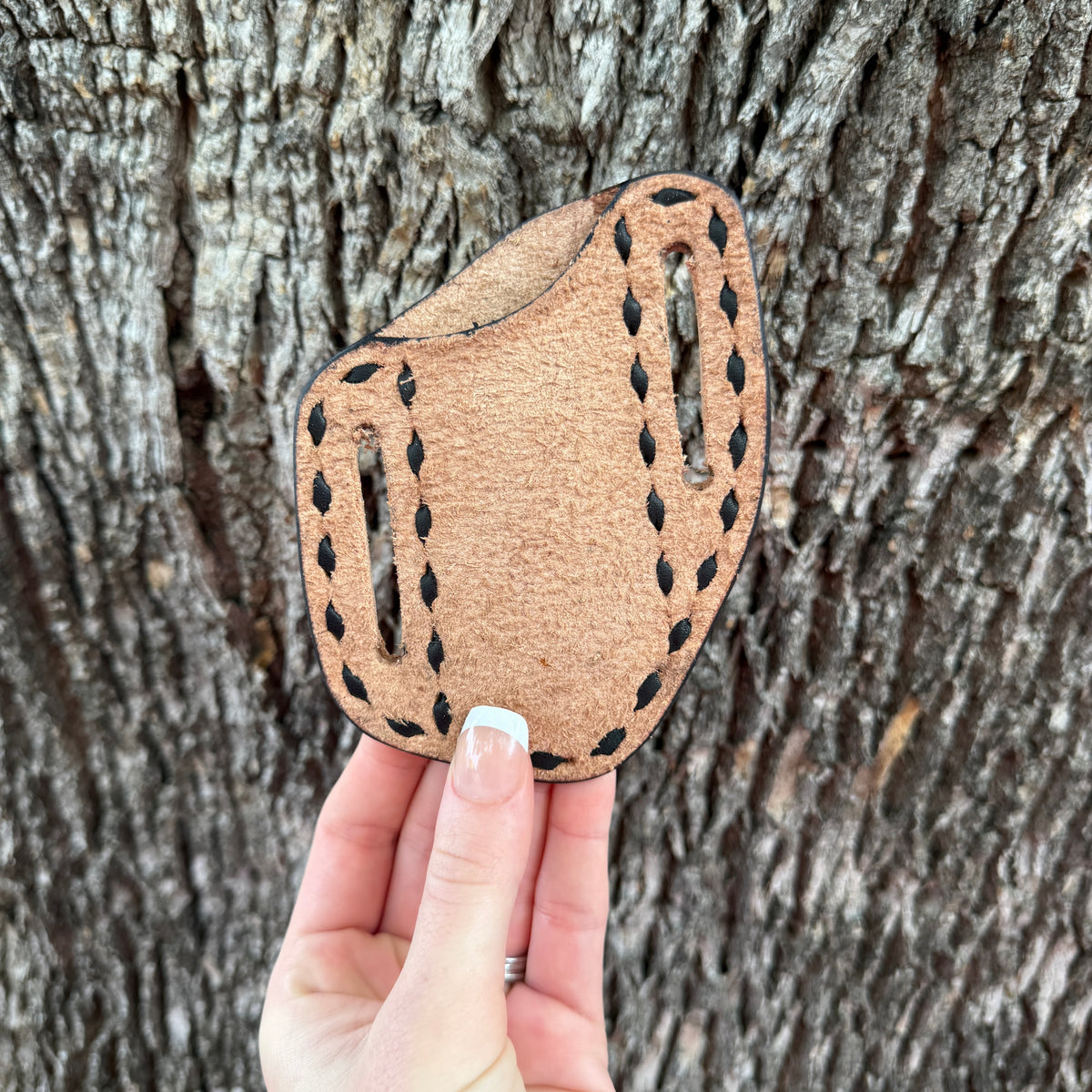 Roughout Pancake Knife Sheath - Buckstitch