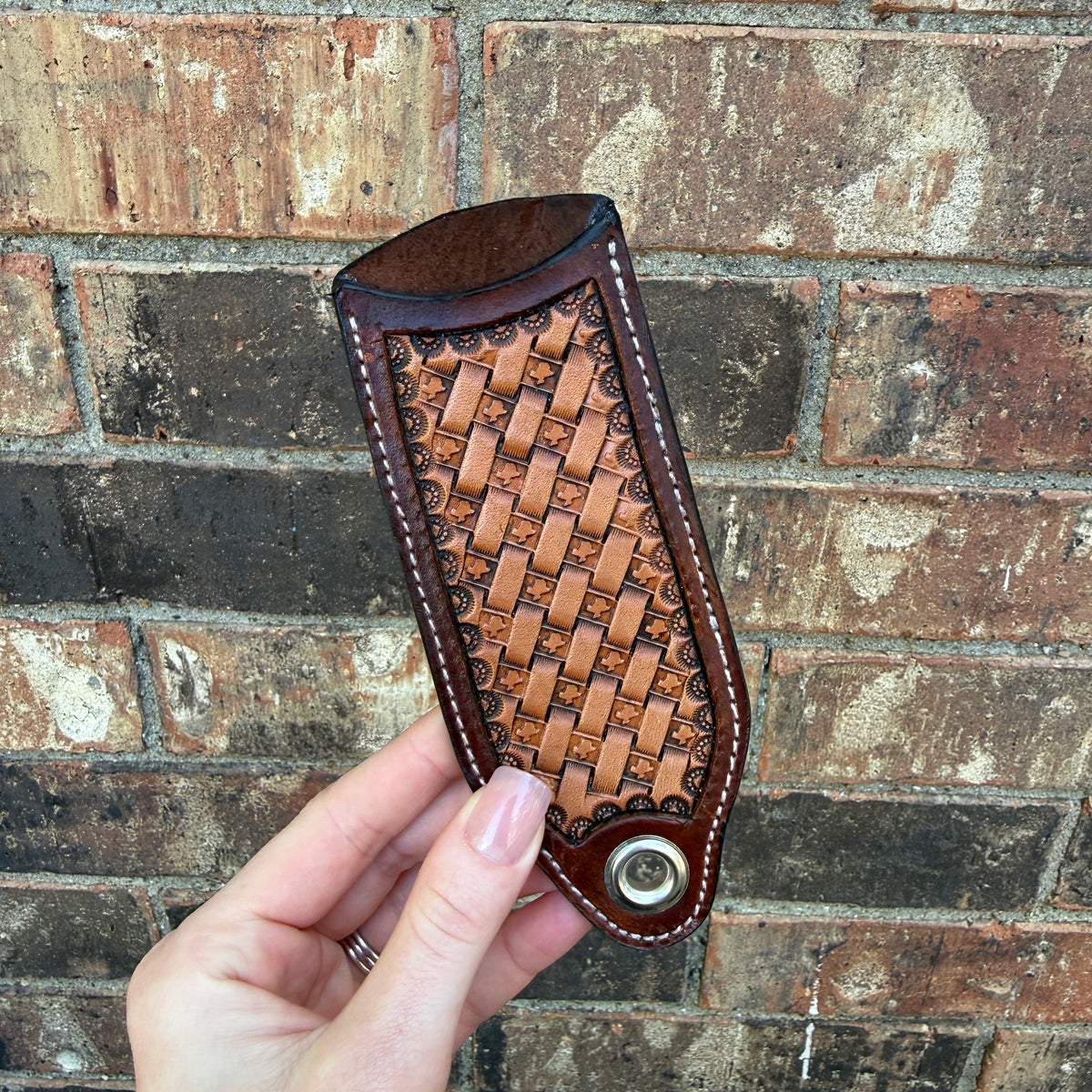 Texas Basket Stamped Cast Iron Skillet Handle - Dark Brown & Natural