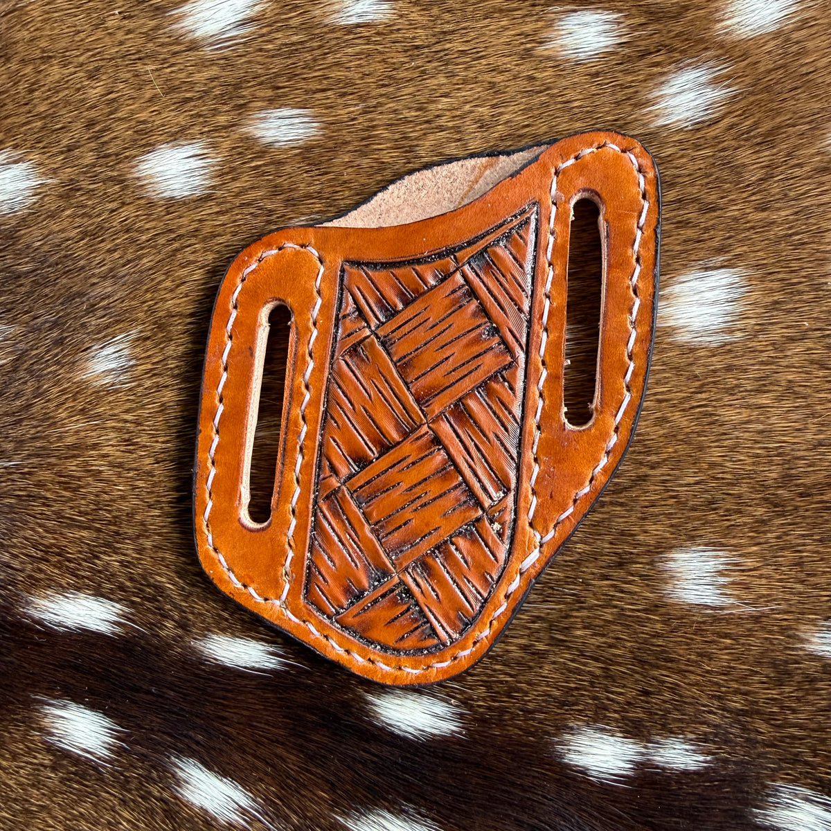 Basket Carved Pancake Knife Sheath - Saddle Tan
