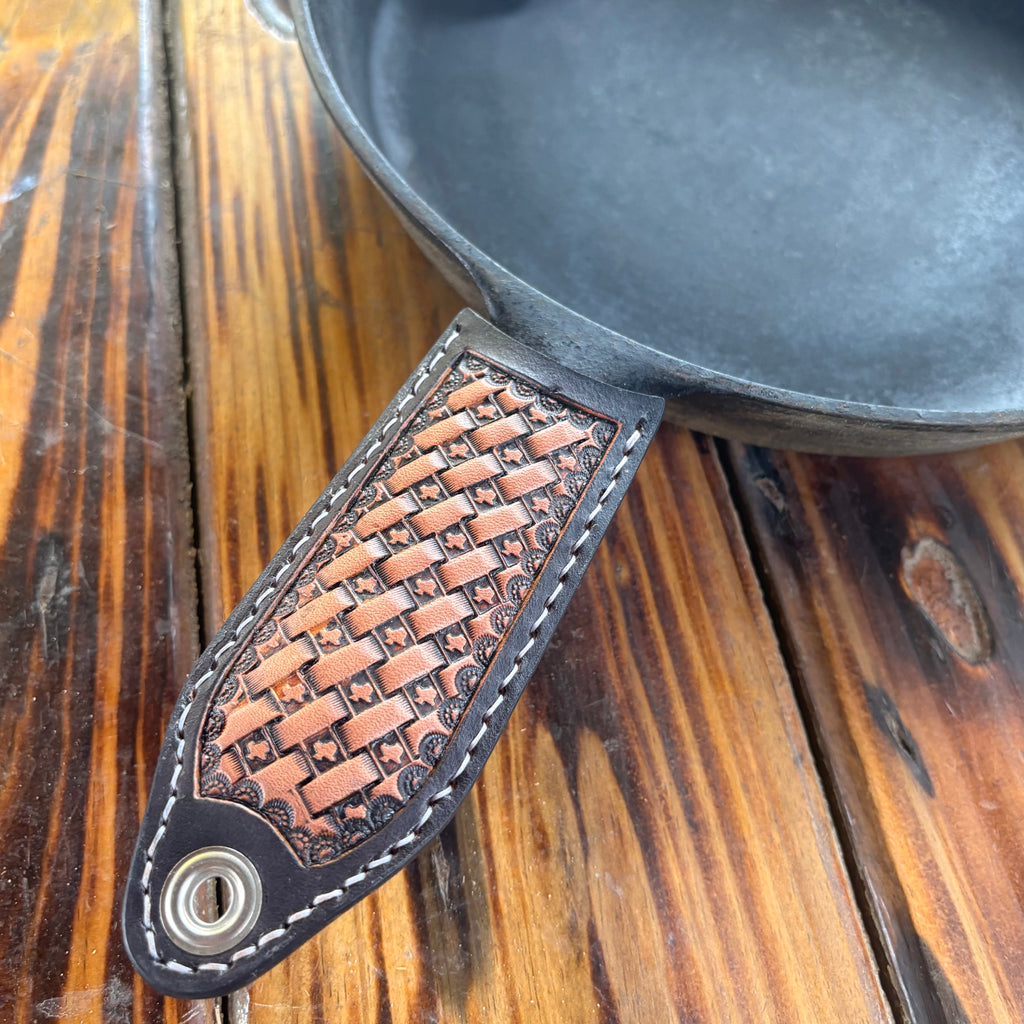 Texas Basket Stamped Cast Iron Skillet Handle - Black & Natural
