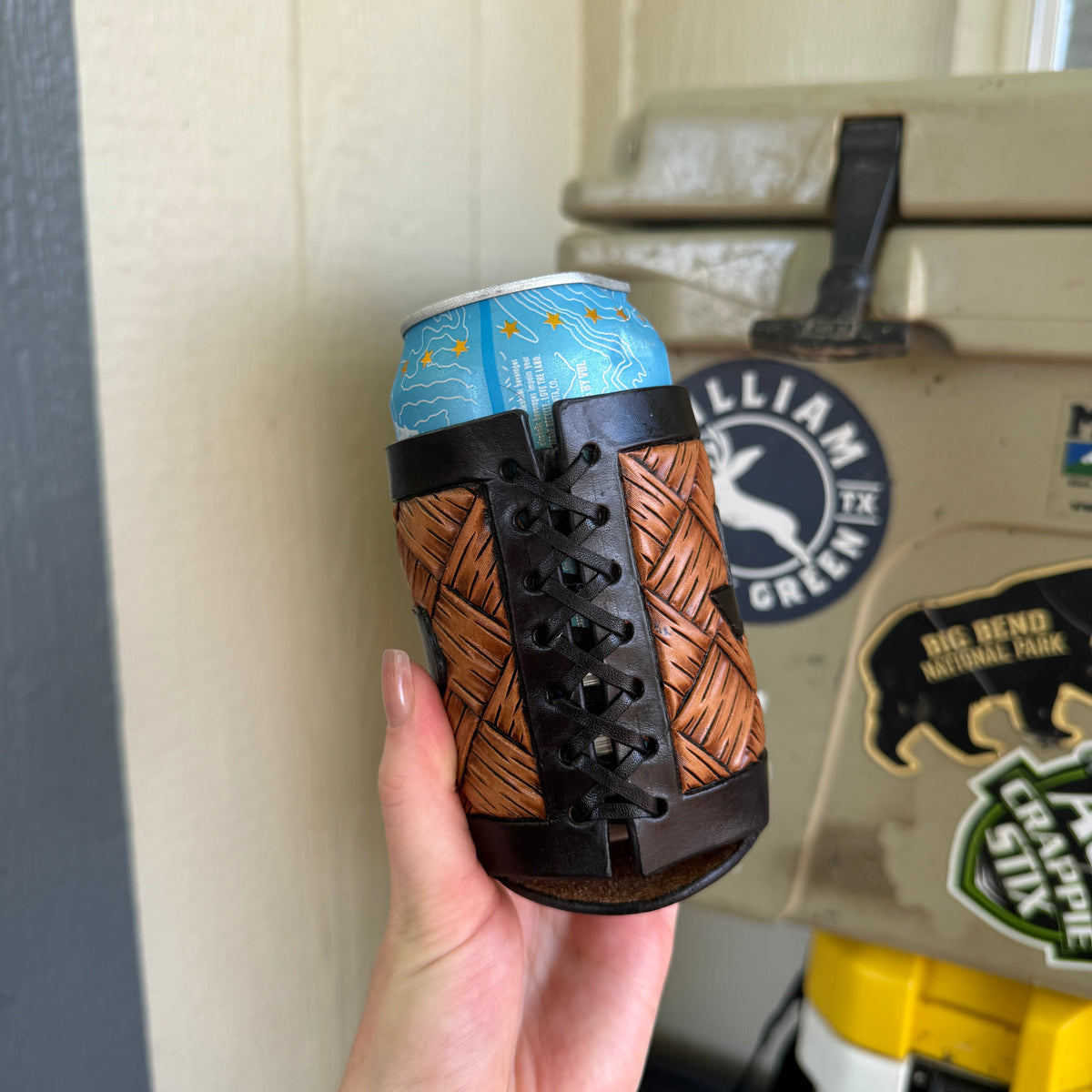 Basketweave Texas Can Cooler